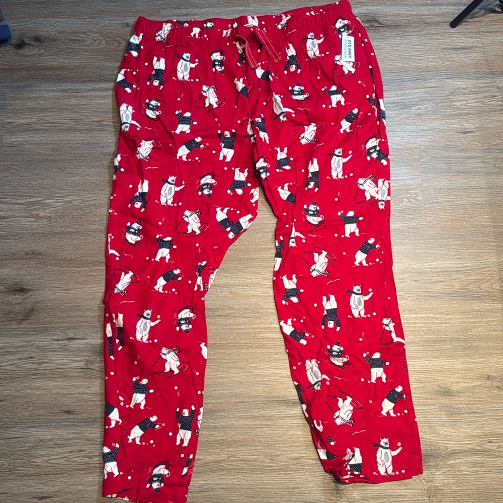 Christmas pjs UNWORN w/ tags size XL